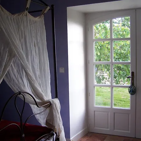 La Bastide De La Borde Grande Bed & Breakfast 4*